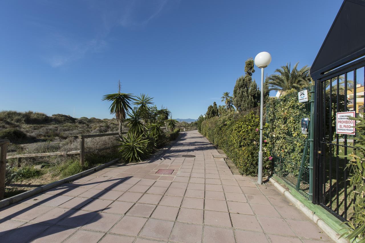 Varios Apartamentos Romana Playa Elviria Marbella Ngoại thất bức ảnh