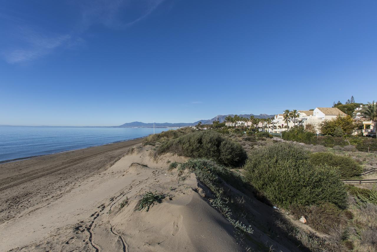 Varios Apartamentos Romana Playa Elviria Marbella Ngoại thất bức ảnh