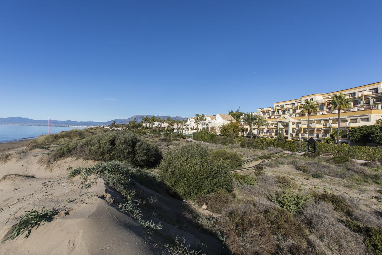 Varios Apartamentos Romana Playa Elviria Marbella Ngoại thất bức ảnh
