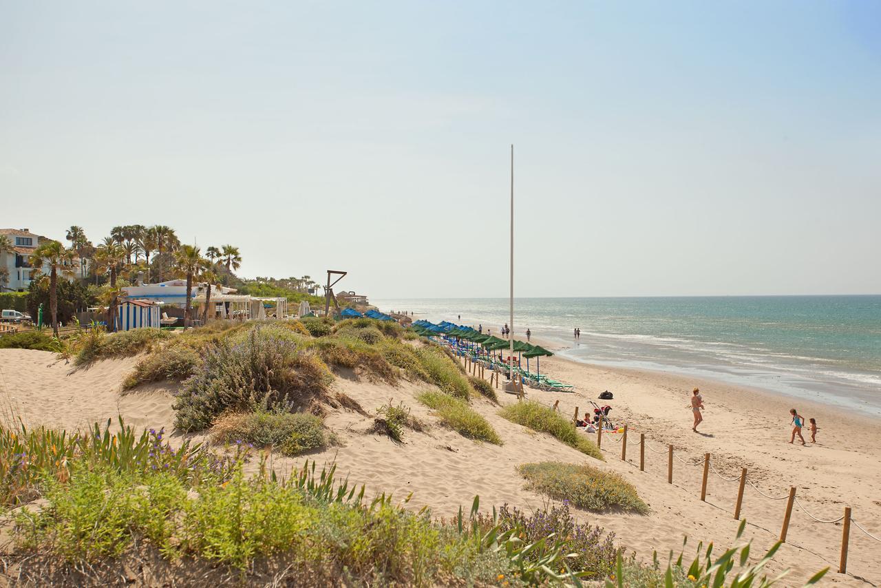 Varios Apartamentos Romana Playa Elviria Marbella Ngoại thất bức ảnh